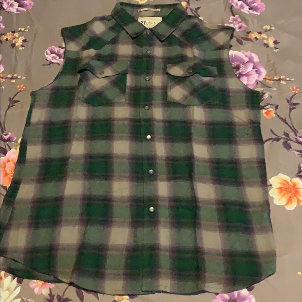 Sleeveless Casual Button Down Shirt
